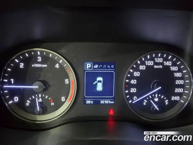 Hyundai Tucson 2016 2.0 автомат (гидро), миниатюра 7