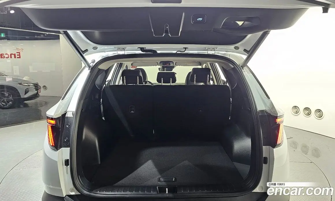 Hyundai Tucson 2023 1.6 автомат (гидро), фото 20