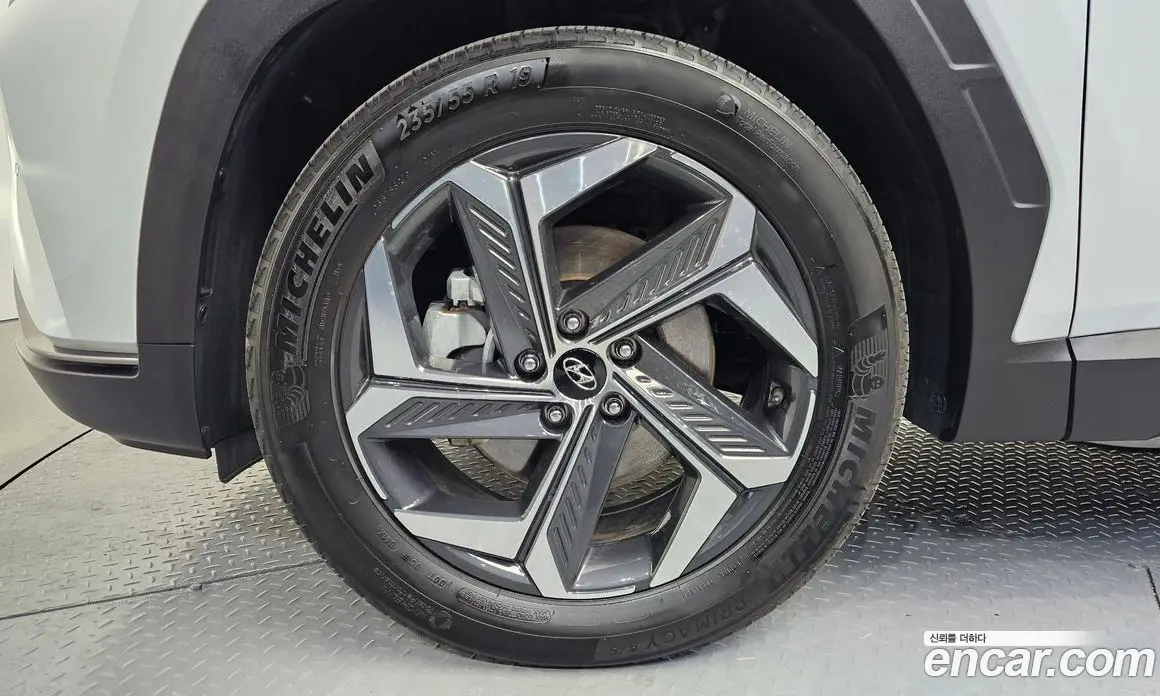 Hyundai Tucson 2023 1.6 автомат (гидро), фото 5