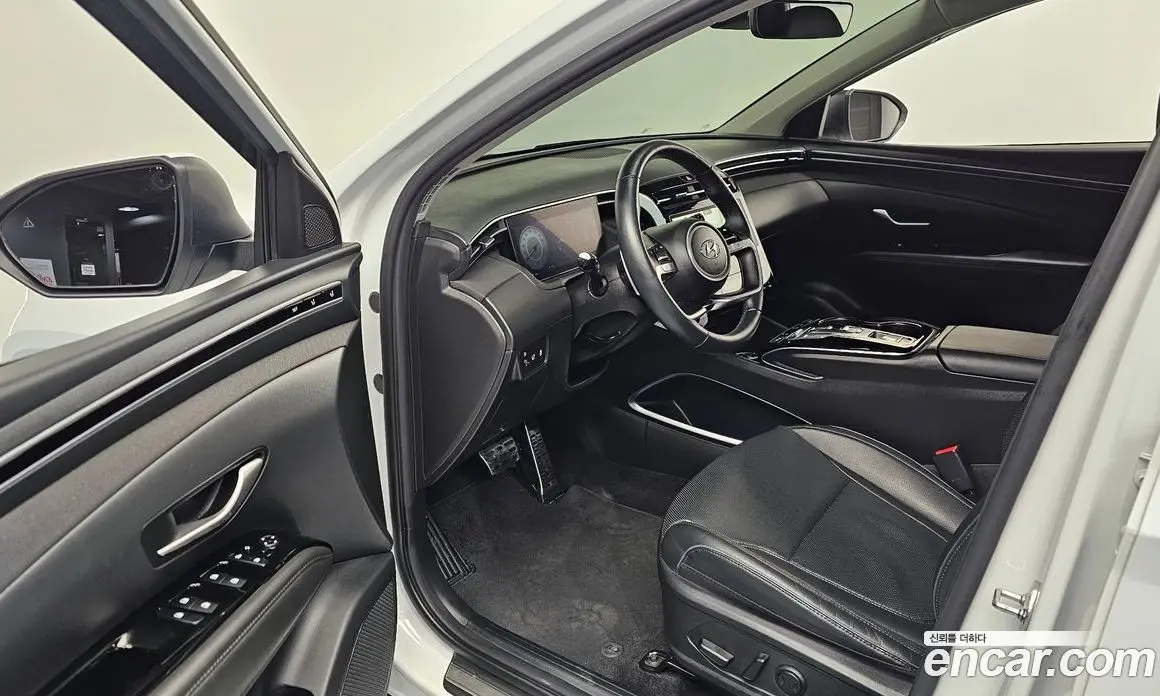 Hyundai Tucson 2023 1.6 автомат (гидро), фото 10