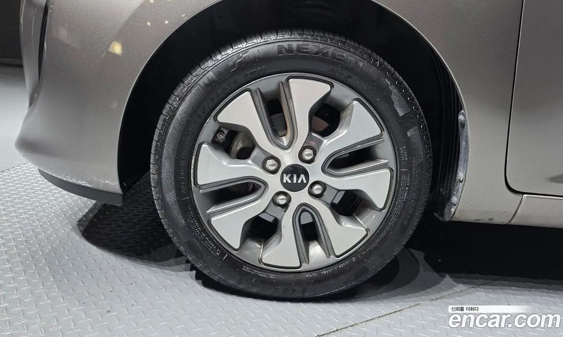 Kia Morning 2016 1.0 автомат (гидро), фото 5