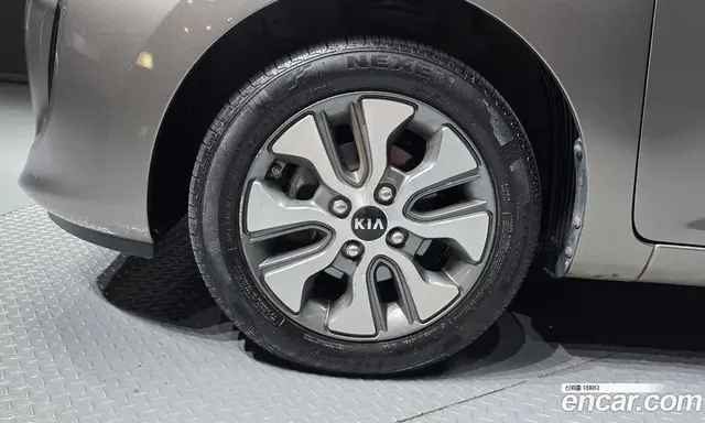 Kia Morning 2016 1.0 автомат (гидро), миниатюра 5