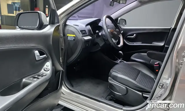 Kia Morning 2016 1.0 автомат (гидро), миниатюра 10