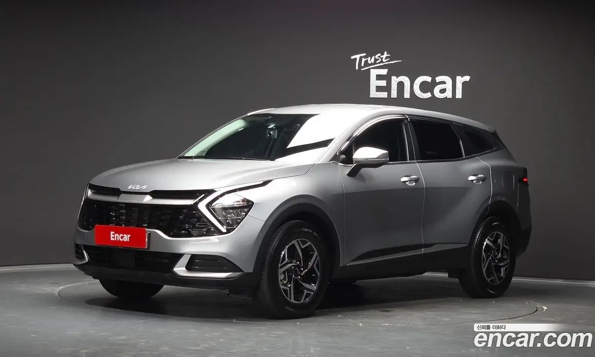 Kia Sportage 2023 2.0 автомат (гидро), фото 1 Kia Sportage 2023 2.0 автомат (гидро), фото 1