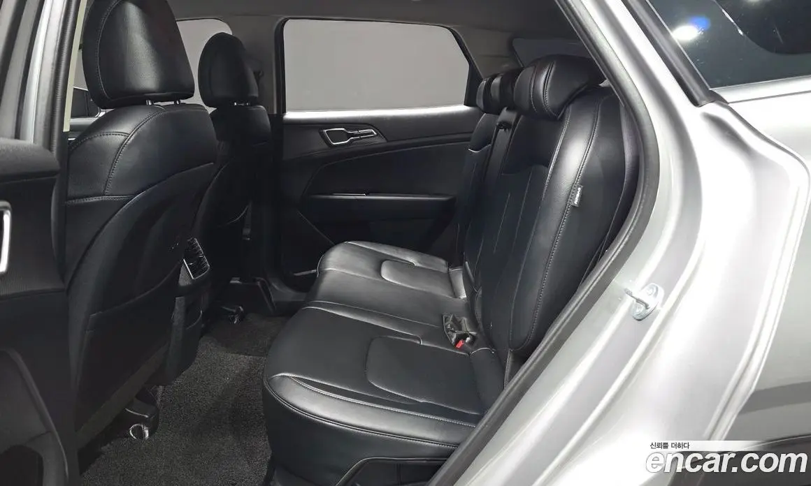 Kia Sportage 2023 2.0 автомат (гидро), фото 12 Kia Sportage 2023 2.0 автомат (гидро), фото 12