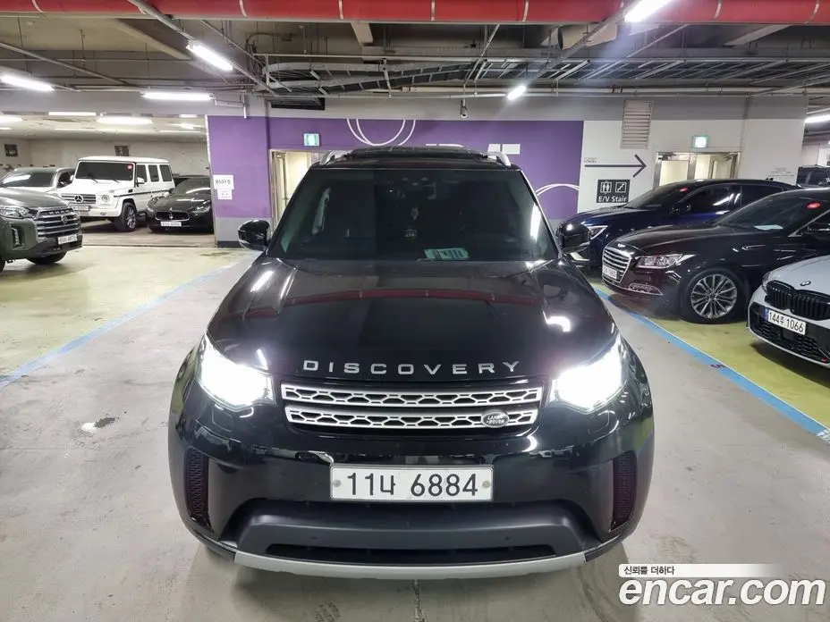 Land Rover Discovery 2018 3.0 автомат (гидро), фото 1 Land Rover Discovery 2018 3.0 автомат (гидро), фото 1