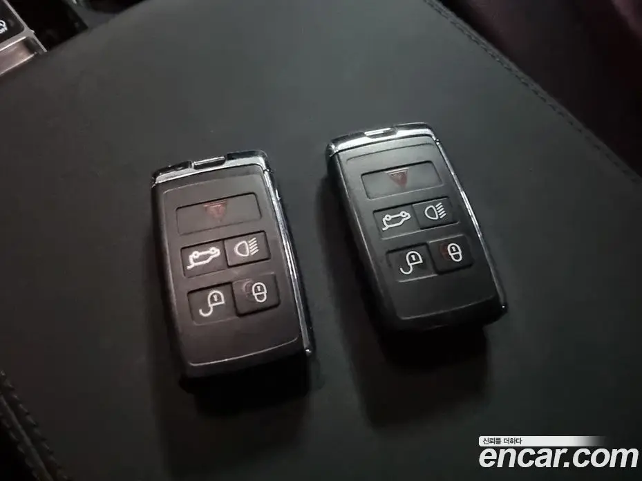 Land Rover Discovery 2018 3.0 автомат (гидро), фото 20 Land Rover Discovery 2018 3.0 автомат (гидро), фото 20
