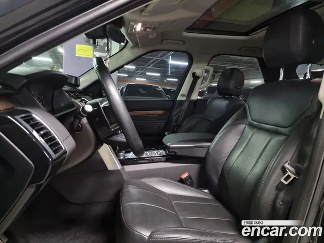 Land Rover Discovery 2018 3.0 автомат (гидро), миниатюра 10 Land Rover Discovery 2018 3.0 автомат (гидро), миниатюра 10