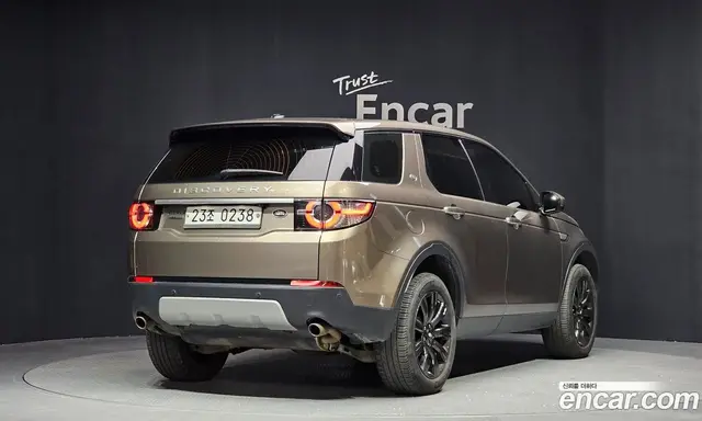 Land Rover Discovery Sport 2016 2.0 автомат (гидро), миниатюра 2
