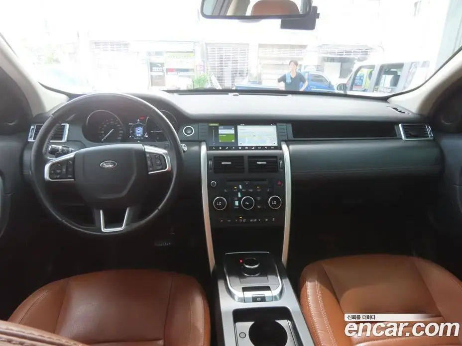 Land Rover Discovery Sport 2017 2.2 автомат (гидро), фото 9 Land Rover Discovery Sport 2017 2.2 автомат (гидро), фото 9