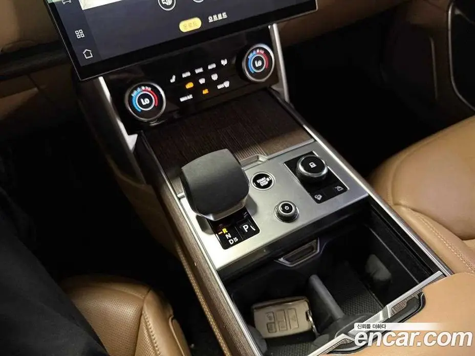 Land Rover Range Rover 2023 3.0 автомат (гидро), фото 14