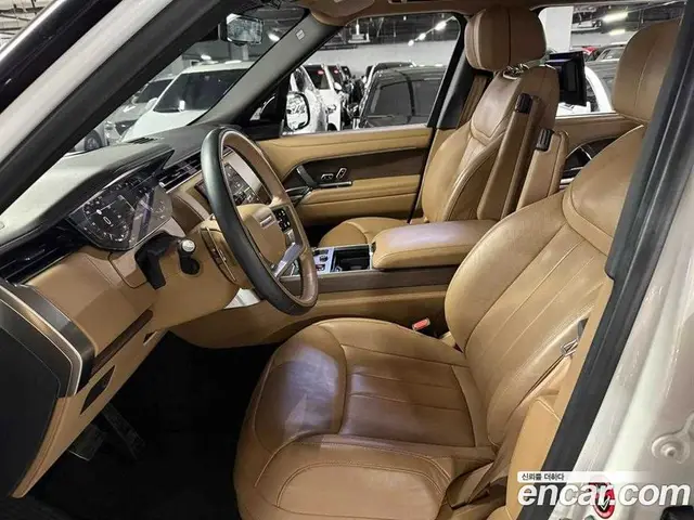 Land Rover Range Rover 2023 3.0 автомат (гидро), миниатюра 9