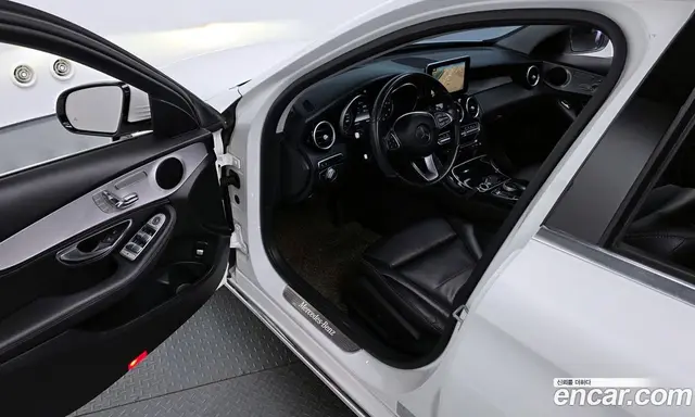 Mercedes-Benz C-Class 2015 2.1 автомат (гидро), миниатюра 11 Mercedes-Benz C-Class 2015 2.1 автомат (гидро), миниатюра 11