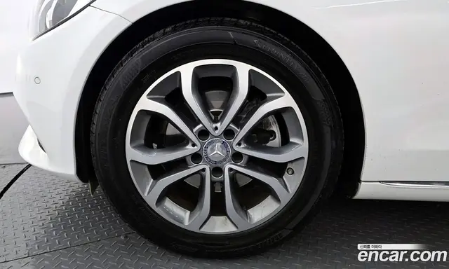 Mercedes-Benz C-Class 2015 2.1 автомат (гидро), миниатюра 5 Mercedes-Benz C-Class 2015 2.1 автомат (гидро), миниатюра 5