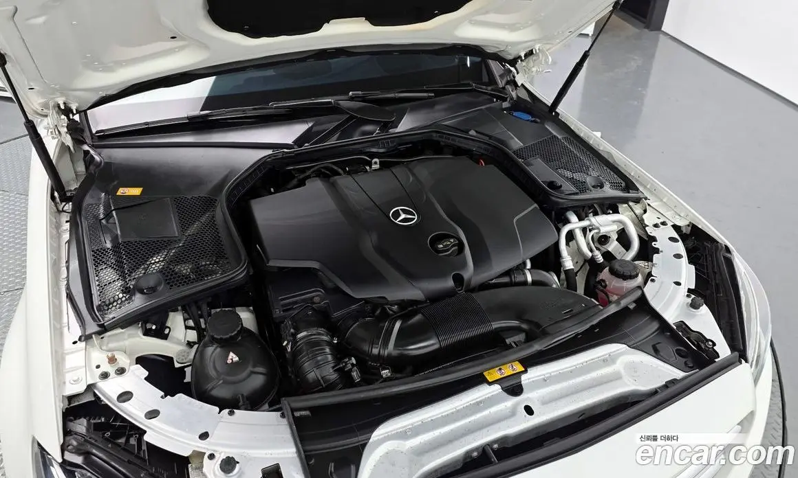 Mercedes-Benz C-Class 2015 2.1 автомат (гидро), фото 6 Mercedes-Benz C-Class 2015 2.1 автомат (гидро), фото 6