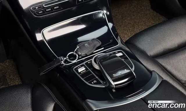 Mercedes-Benz C-Class 2015 2.1 автомат (гидро), миниатюра 9 Mercedes-Benz C-Class 2015 2.1 автомат (гидро), миниатюра 9