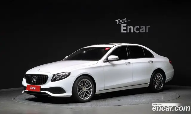 Mercedes-Benz E-Class, 2016, 109 254 км