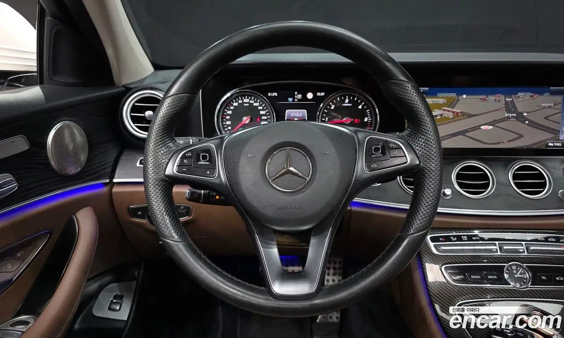 Mercedes-Benz E-Class 2016 1.9 автомат (гидро), фото 13 Mercedes-Benz E-Class 2016 1.9 автомат (гидро), фото 13