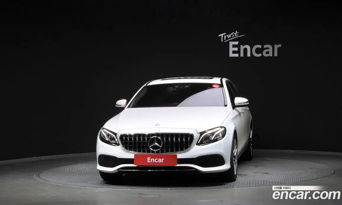 Mercedes-Benz E-Class 2016 1.9 автомат (гидро), фото 3 Mercedes-Benz E-Class 2016 1.9 автомат (гидро), фото 3