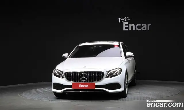 Mercedes-Benz E-Class 2016 1.9 автомат (гидро), миниатюра 3 Mercedes-Benz E-Class 2016 1.9 автомат (гидро), миниатюра 3