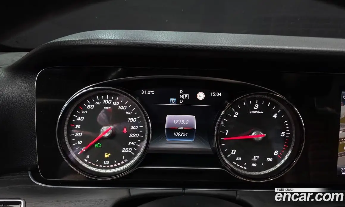 Mercedes-Benz E-Class 2016 1.9 автомат (гидро), фото 8 Mercedes-Benz E-Class 2016 1.9 автомат (гидро), фото 8