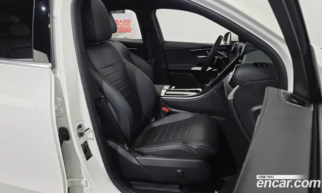 Mercedes-Benz GLC-Class 2025 2.0 автомат (гидро), миниатюра 12