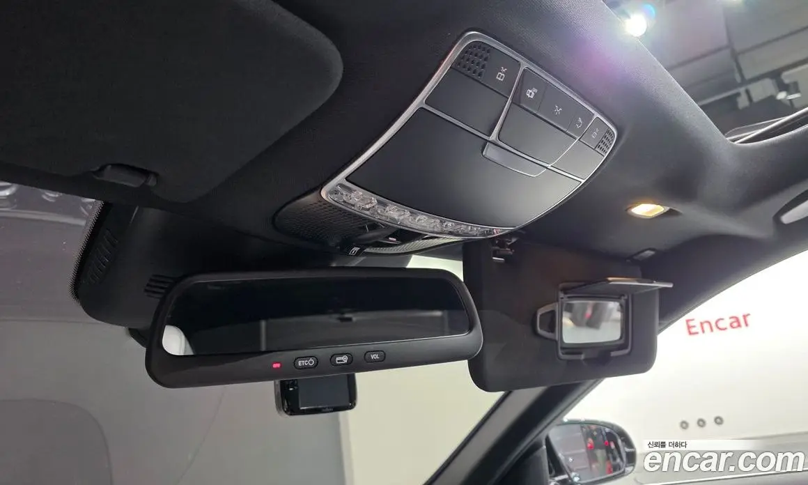 Mercedes-Benz S-Class 2016 4.7 автомат (гидро), фото 18 Mercedes-Benz S-Class 2016 4.7 автомат (гидро), фото 18