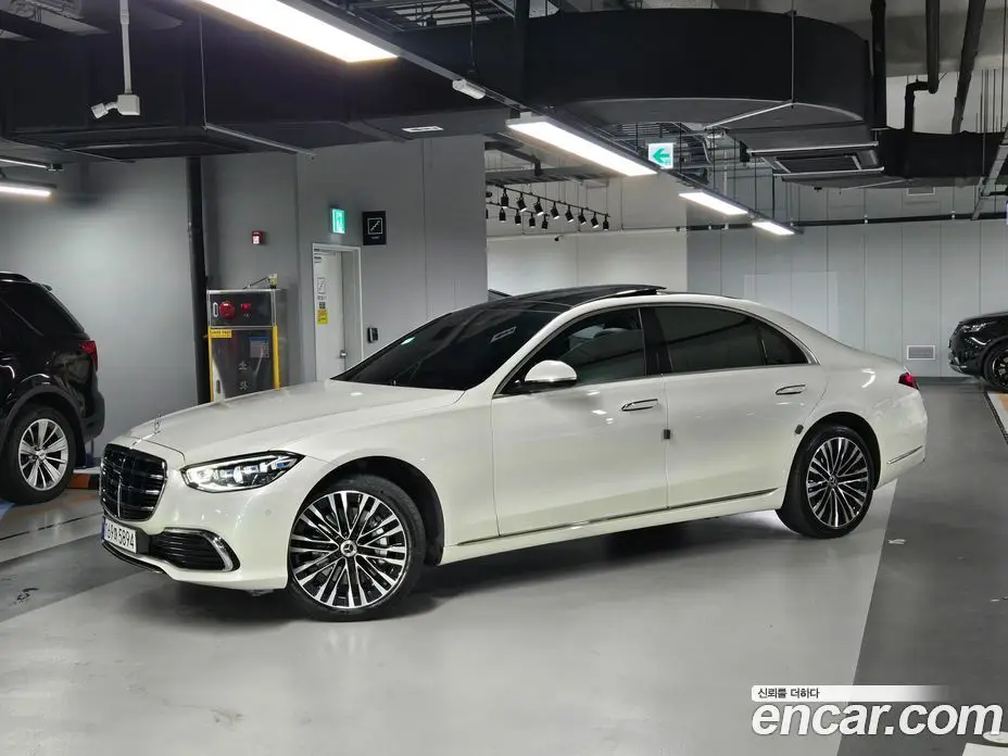 Mercedes-Benz S-Class 2023 3.0 автомат (гидро), фото 3 Mercedes-Benz S-Class 2023 3.0 автомат (гидро), фото 3