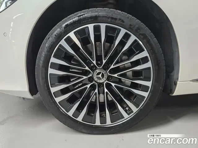 Mercedes-Benz S-Class 2023 3.0 автомат (гидро), миниатюра 5 Mercedes-Benz S-Class 2023 3.0 автомат (гидро), миниатюра 5