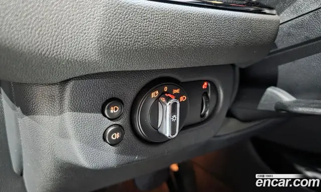 Mini Clubman 2019 2.0 автомат (гидро), миниатюра 12