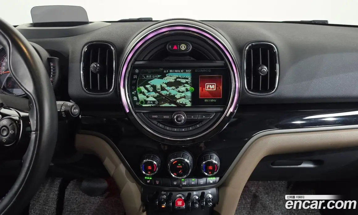 Mini Countryman 2017 2.0 автомат (гидро), фото 13 Mini Countryman 2017 2.0 автомат (гидро), фото 13