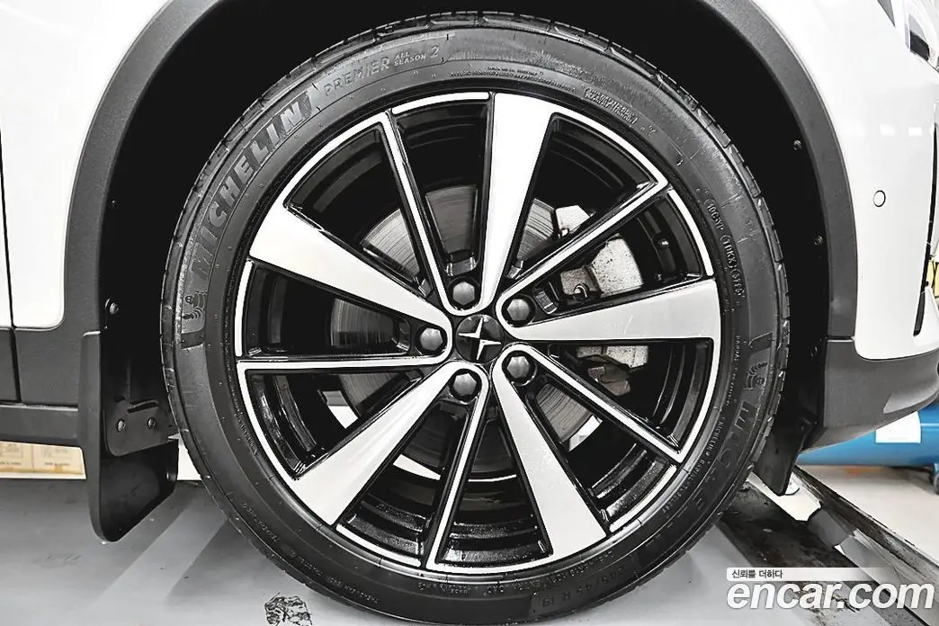 Polestar Polestar 2 2022 0.2 автомат (гидро), фото 5 Polestar Polestar 2 2022 0.2 автомат (гидро), фото 5