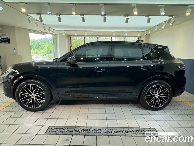 Porsche Cayenne 2025 3.0 автомат (гидро), миниатюра 4 Porsche Cayenne 2025 3.0 автомат (гидро), миниатюра 4