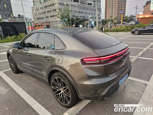 Porsche Macan 2025 автомат (гидро), миниатюра 2