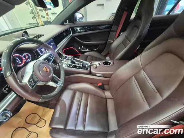 Porsche Panamera 2019 3.0 автомат (гидро), миниатюра 6 Porsche Panamera 2019 3.0 автомат (гидро), миниатюра 6