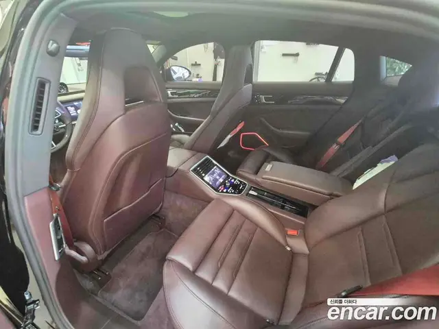 Porsche Panamera 2019 3.0 автомат (гидро), миниатюра 7 Porsche Panamera 2019 3.0 автомат (гидро), миниатюра 7