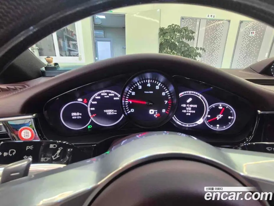 Porsche Panamera 2019 3.0 автомат (гидро), фото 8 Porsche Panamera 2019 3.0 автомат (гидро), фото 8
