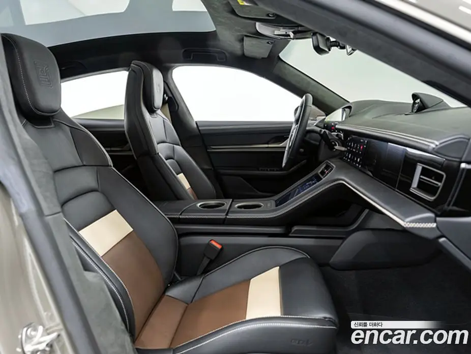 Porsche Taycan 2025 0.1 автомат (гидро), фото 15