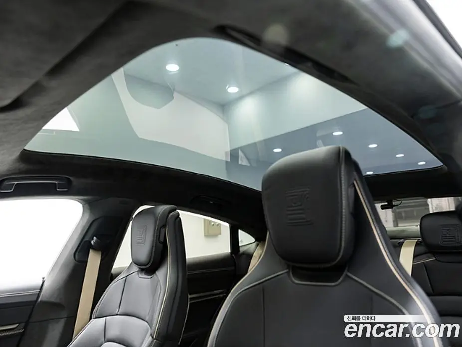 Porsche Taycan 2025 0.1 автомат (гидро), фото 19
