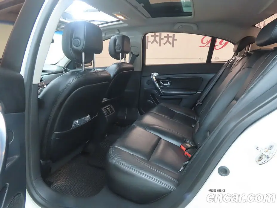 Renault (Samsung) SM5 2010 2.0 автомат (гидро), фото 6 Renault (Samsung) SM5 2010 2.0 автомат (гидро), фото 6