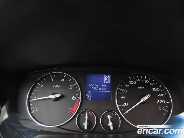 Renault (Samsung) SM5 2010 2.0 автомат (гидро), миниатюра 9 Renault (Samsung) SM5 2010 2.0 автомат (гидро), миниатюра 9