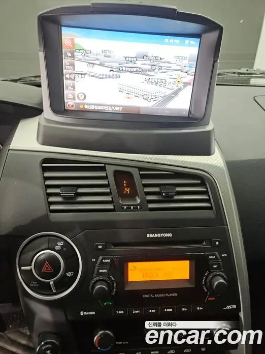 SsangYong Korando 2013 2.0 автомат (гидро), фото 9