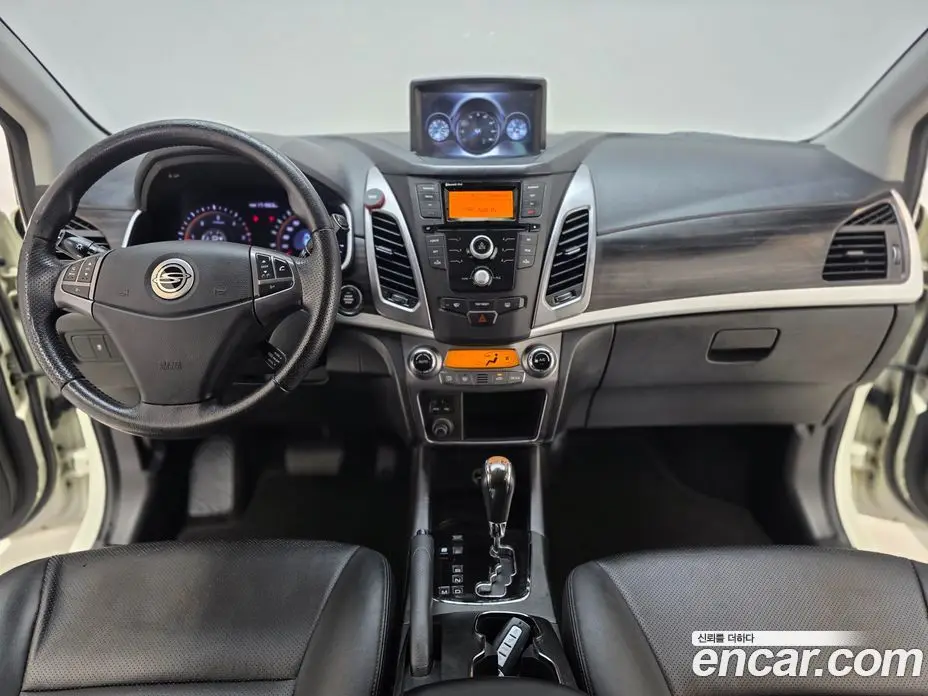 SsangYong Korando 2014 2.0 автомат (гидро), фото 7