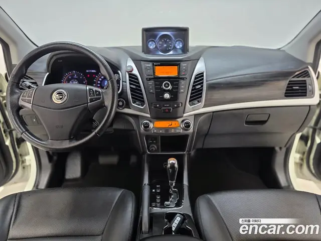 SsangYong Korando 2014 2.0 автомат (гидро), миниатюра 7