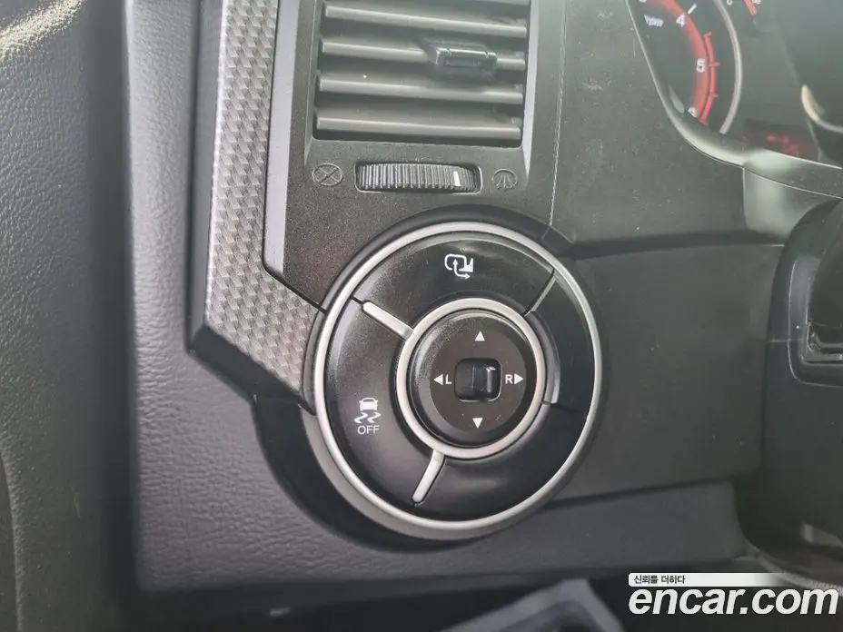 SsangYong Korando 2015 2.0 автомат (гидро), фото 14