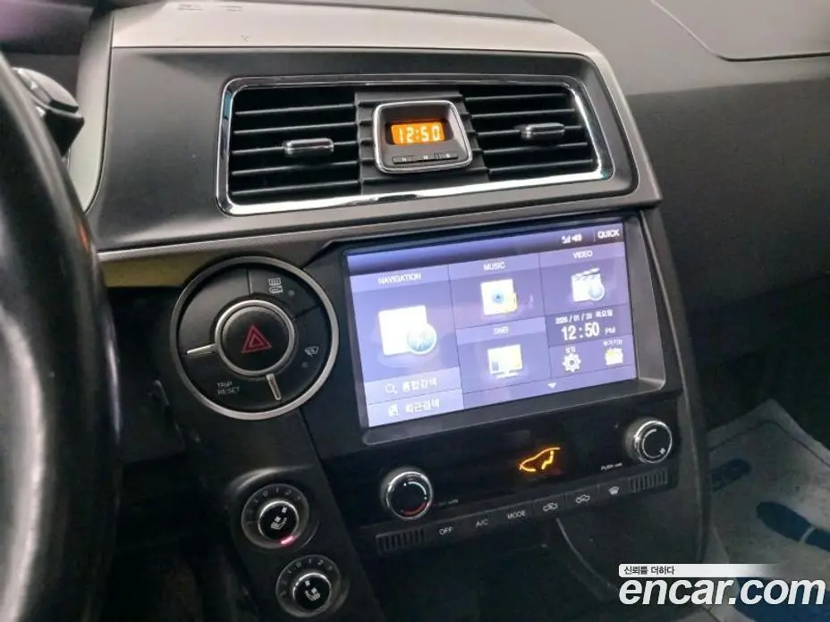SsangYong Korando 2016 2.0 автомат (гидро), фото 13
