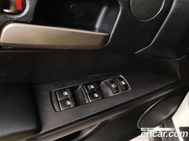 SsangYong Korando 2016 2.0 автомат (гидро), миниатюра 9