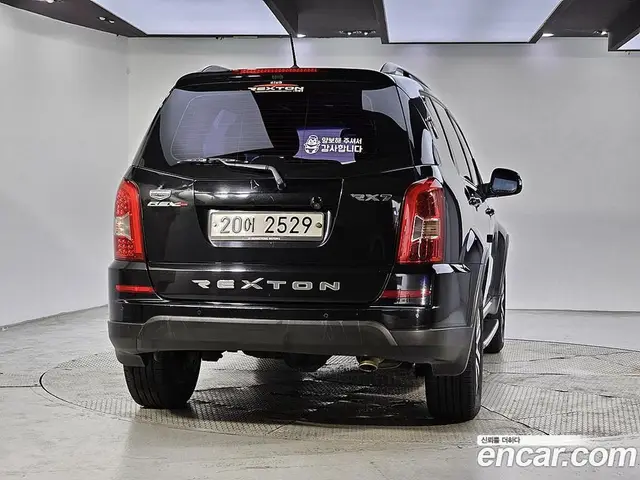 SsangYong Rexton 2013 2.0 автомат (гидро), миниатюра 3