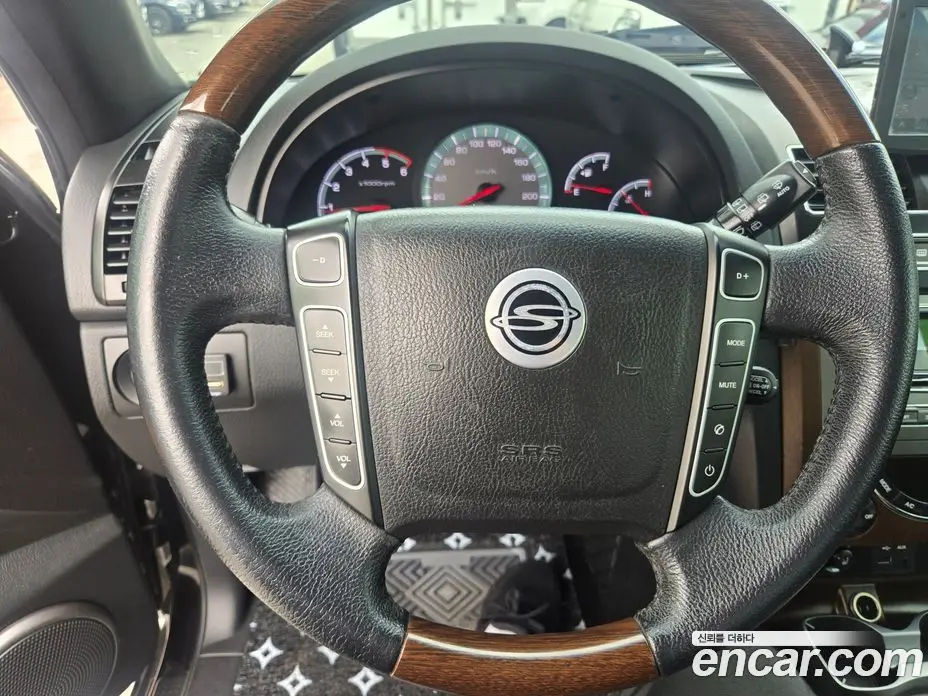 SsangYong Rexton 2013 2.0 автомат (гидро), фото 15 SsangYong Rexton 2013 2.0 автомат (гидро), фото 15