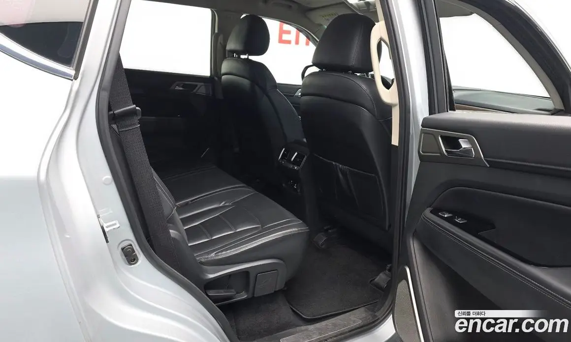 SsangYong Rexton 2017 2.2 автомат (гидро), фото 12 SsangYong Rexton 2017 2.2 автомат (гидро), фото 12